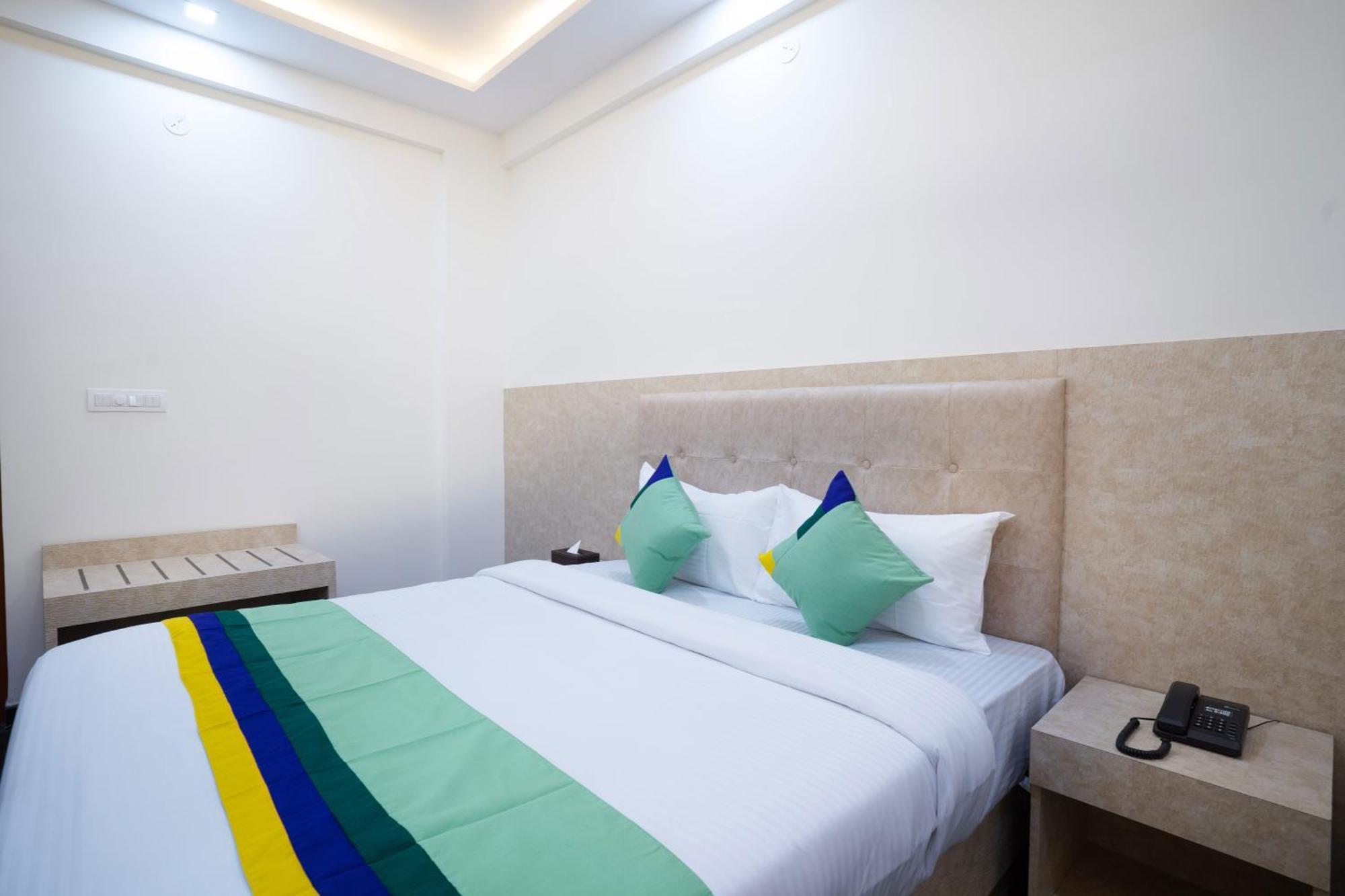 העיר בנגלור Treebo Galaxy Kings Suites, Hebbal מראה חיצוני תמונה