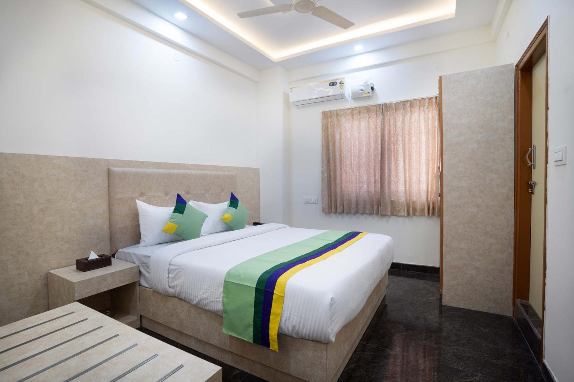 העיר בנגלור Treebo Galaxy Kings Suites, Hebbal מראה חיצוני תמונה