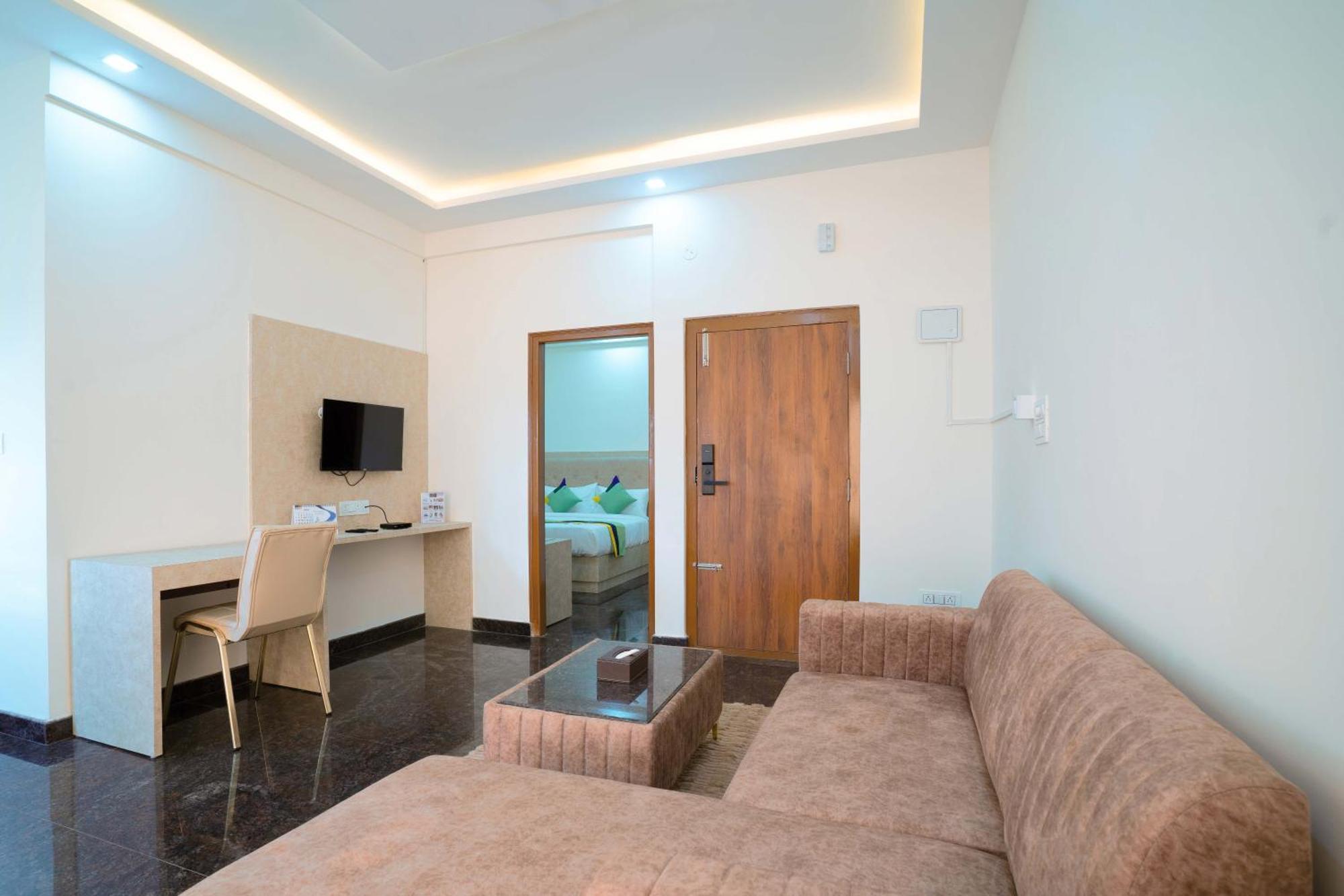 העיר בנגלור Treebo Galaxy Kings Suites, Hebbal מראה חיצוני תמונה